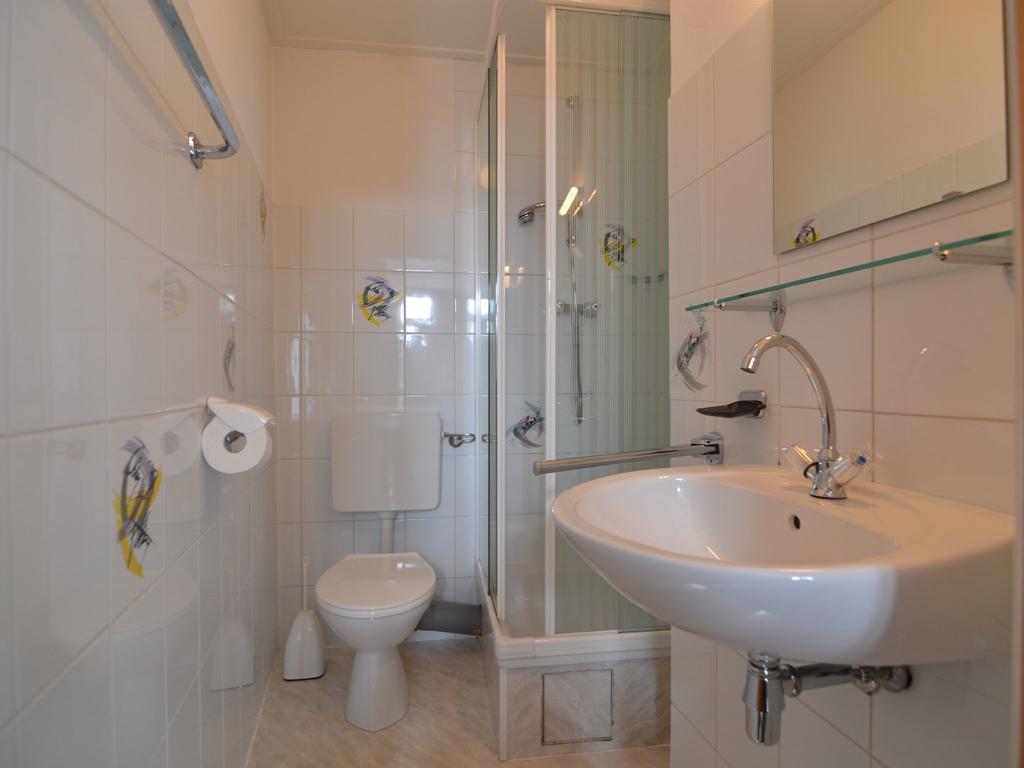 Classy Holiday Home In Uerzig Near Forest ภายนอก รูปภาพ